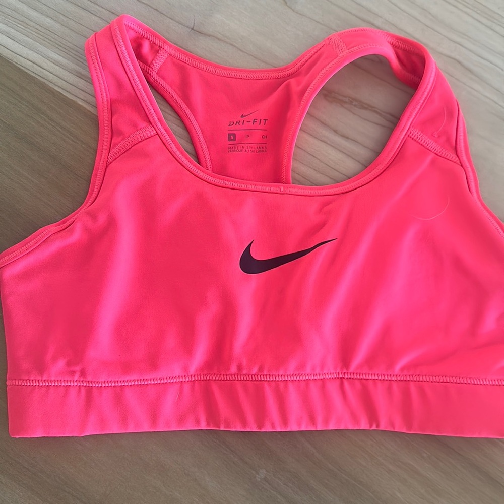 Nike Dri Fit Sports Bra Hot Pink Size Small